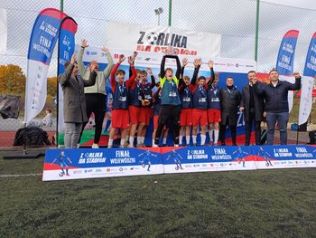 Luzino: Akademia Karola Piątka z orlika wyjdzie na stadion w Warszawie. Spotkanie młodych piłkarzy z ministrem sportu