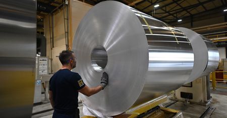 Produkcja przemysłowa w strefie euro i UE spełnia czarne wizje. Nowe dane Eurostatu