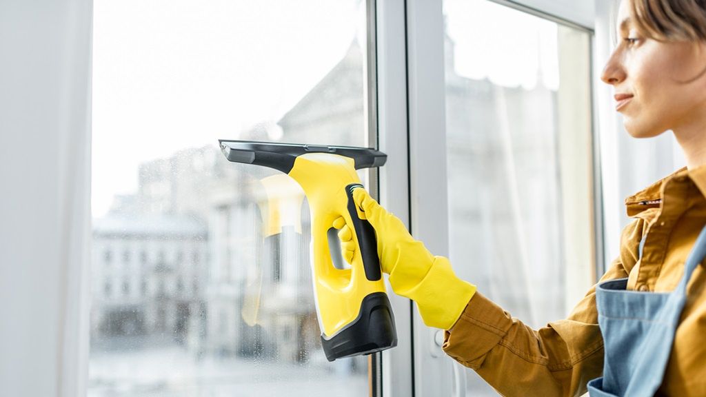 Te sprzęty ułatwią sprzątanie. Myjka do okien