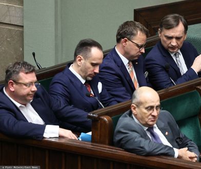 "Powinni opuścić parlament". Bosak ocenił posłów Ziobry