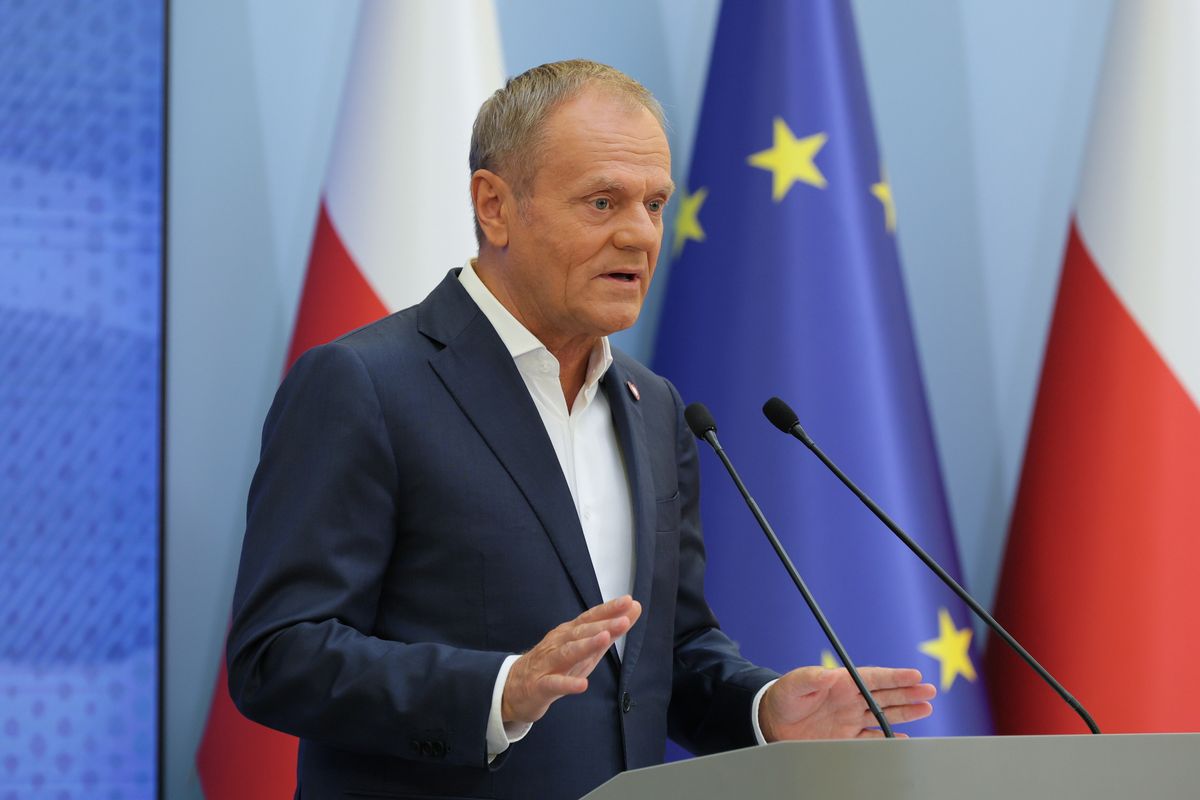 Donald Tusk zapowiedział podpisanie porozumienia między resortami. Ma ono zapobiec nadużyciom władzy