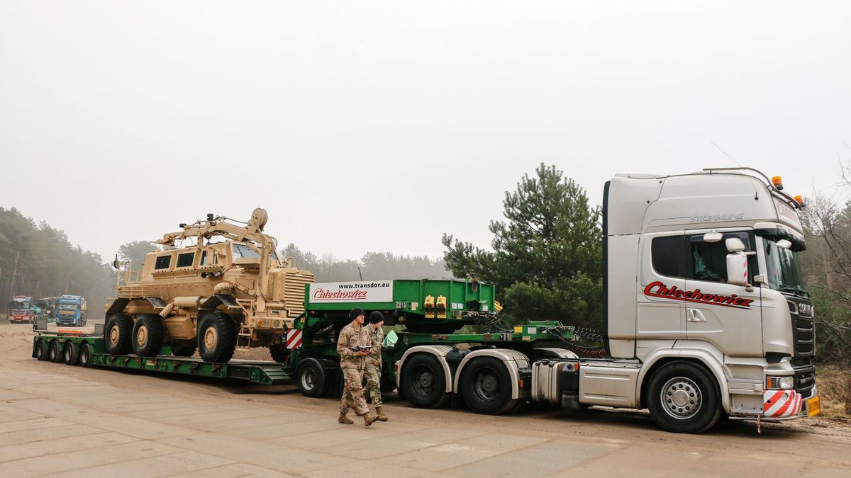 Ciężki sprzęt w dużej ilości w najbliższych dniach zdominuje drogi woj. zachodniopomorskiego.