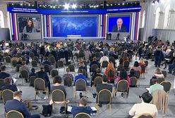 Władimir Putin spóźniony jak prawdziwa gwiazda. Wszyscy karnie czekali