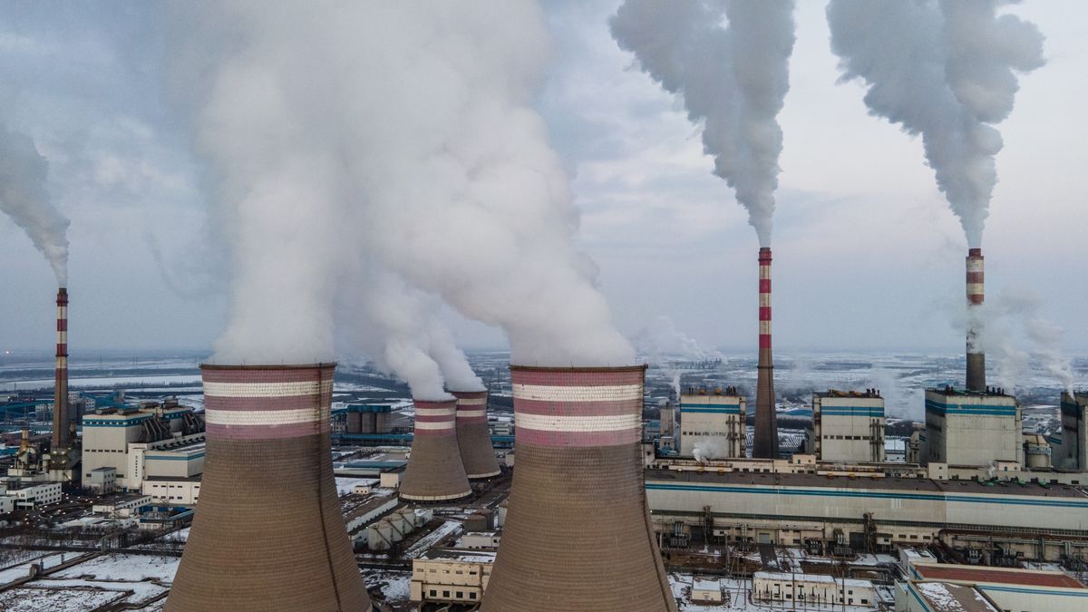 Elektrownia węglowa. Węgiel będzie długo zapewniał energię na świecie