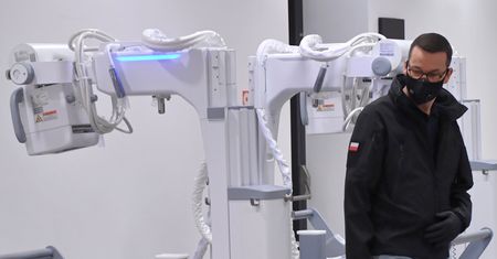 Nowe informacje od premiera. Będą nowe obostrzenia. Już jutro informacja