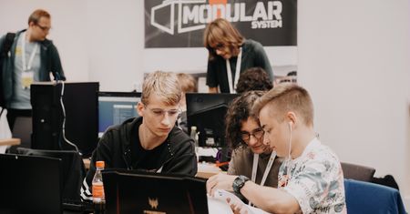VII maraton programistyczny Hackathon Płock trwa!