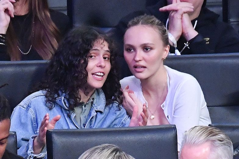 Lily-Rose Depp z dziewczyną