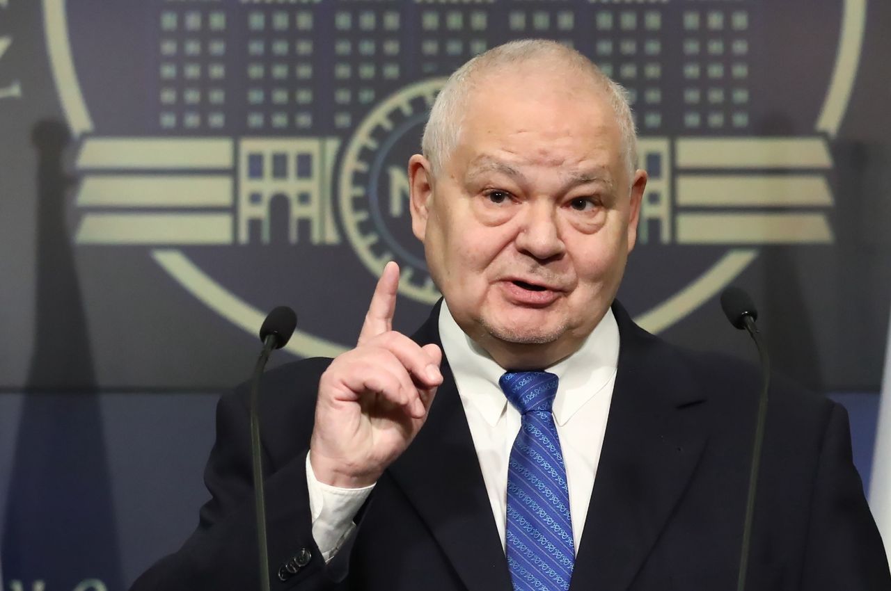 Raty kredytów ostro w górę. Prezes Pekao: Polacy sobie radzą