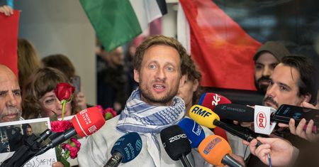 Ostre słowa Sterczewskiego o Sikorskim. "Adwokat Netanjahu"