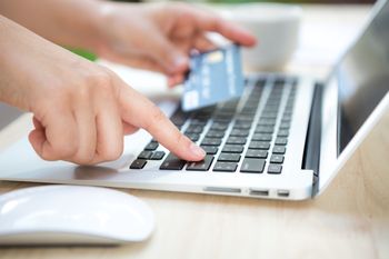 Planujesz przelew w majówkę? Uwaga, mogą być problemy