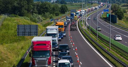 Gigantyczny korek na granicy z Niemcami. Ma już 7 kilometrów