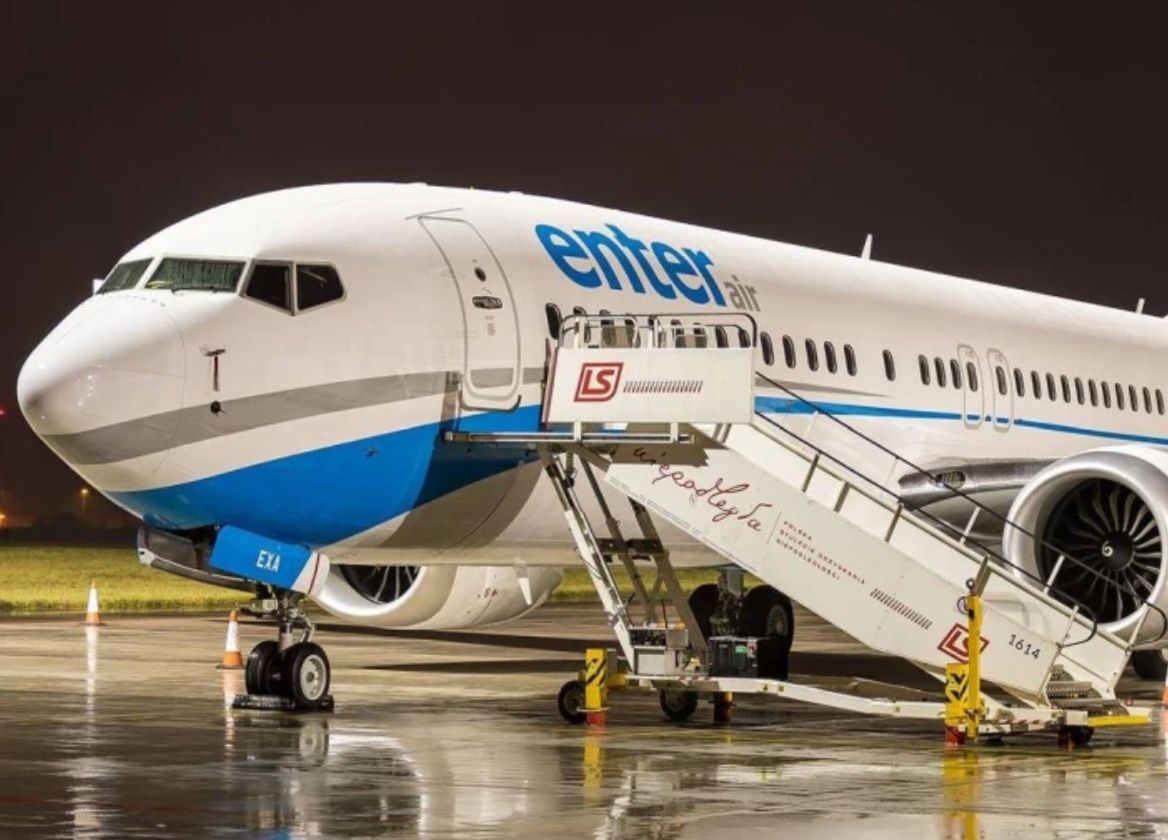 Polskie linie lotnicze wypłacą podróżnym rekompensaty. Urząd zdecydował