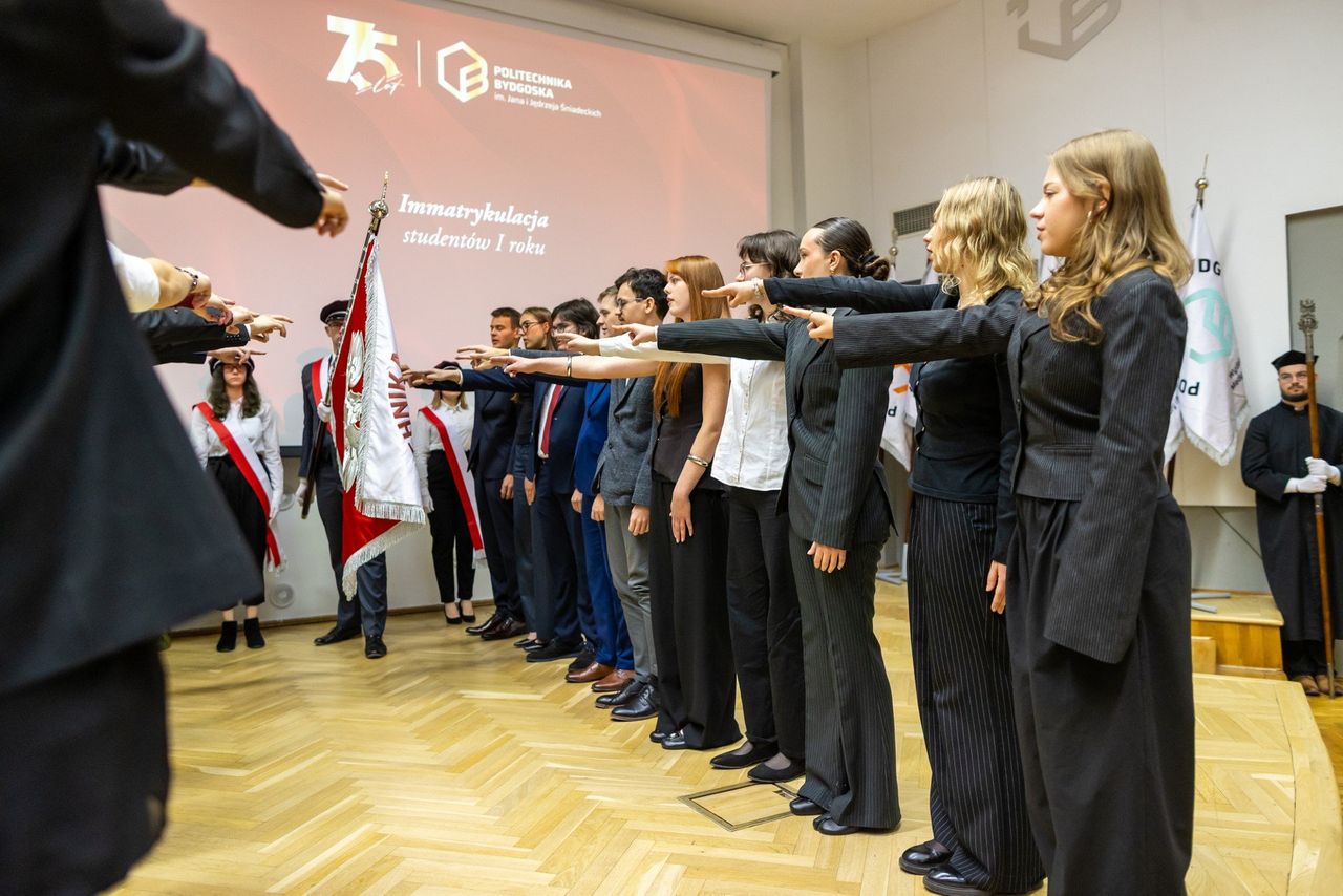Uroczysta inauguracja roku akademickiego na Politechnice Bydgoskiej. Uczelnia będzie świętować 75-lecie
