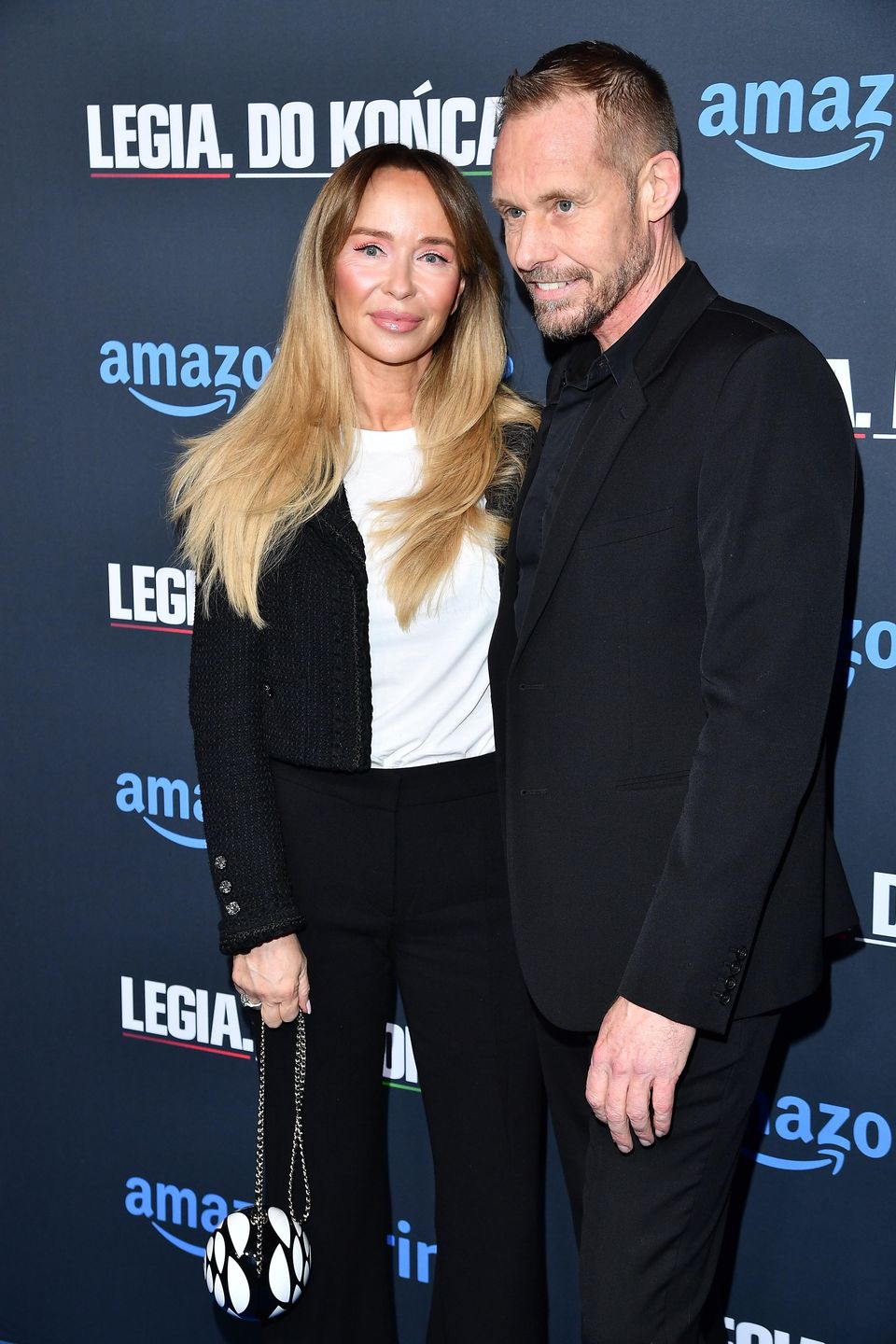 Joanna Przetakiewicz i Rinke Rooyens pozują na premierze serialu