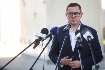 CPN działa. Motyka o kolejnych zmianach cen paliw: różnice kilkugroszowe