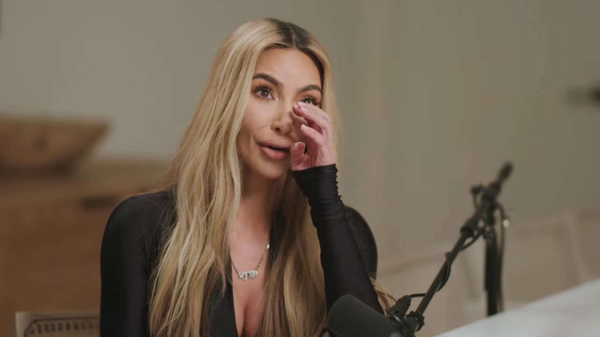 Kim Kardashian zalała się łzami, mówiąc o wychowywaniu dzieci