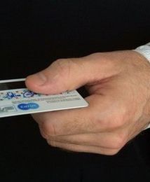 W urzędach zapłacimy kartą już od przyszłego roku. Rusza program pilotażowy