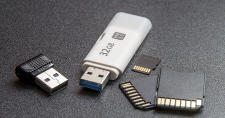 Jesienne porządki i Tydzień Memory w x-kom. Czekają rabaty do 90 procent