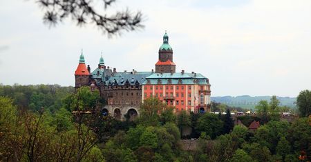Nie będzie portalu e-Dolny Śląsk. Rozwiązano umowę z firmą Qumak