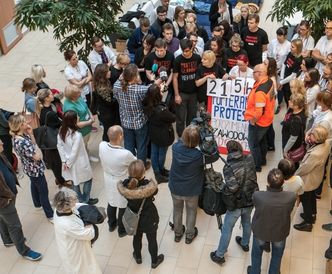 Podwyżki dla rezydentów. Minister zdrowia obiecuje podpisanie rozporządzenia