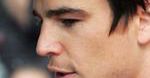 Josh Hartnett na scenie z autystycznym bratem