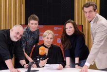 Prowadzący audycję "Suma Polityczna"