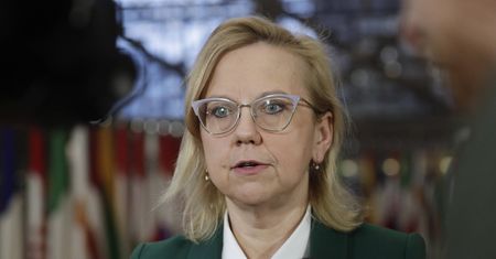 Wysokie ceny energii. Minister: unijne raporty niczego nie mówią