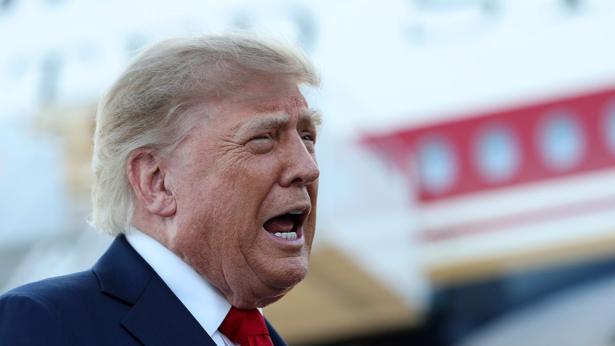 Trump Travels To North Carolina
CHARLOTTE, NORTH CAROLINA - SEPTEMBER 16: U.S. President Donald Trump talks with members of the media after walking off Air Force One at the Charlotte Douglas International Airport on September 16, 2026 in Charlotte, North Carolina. Trump is traveling to North Carolina to campaign with Republican Senate nominee, former RNC Chairman Michael Whatley. (Photo by Anna Moneymaker/Getty Images)
Anna Moneymaker