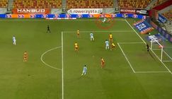 PKO Ekstraklasa. Jak to wpadło?! Zobacz kuriozalny gol w meczu Jagiellonia - Piast