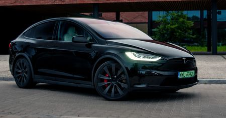 Test: Tesla Model X Plaid - 1020 KM dla rodziny