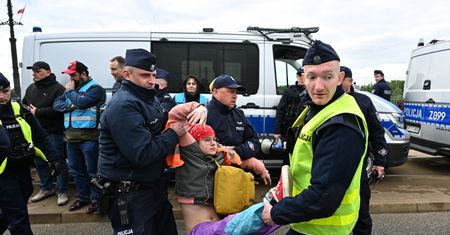Uderza w aktywistów. "Stają się wrogami"