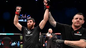 UFC 267. Popis Magomieda Ankalajewa. Zmierza do walki o tytuł