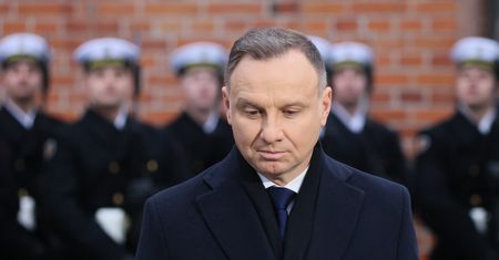 Czym skończy się weto Dudy? Komorowski ocenia