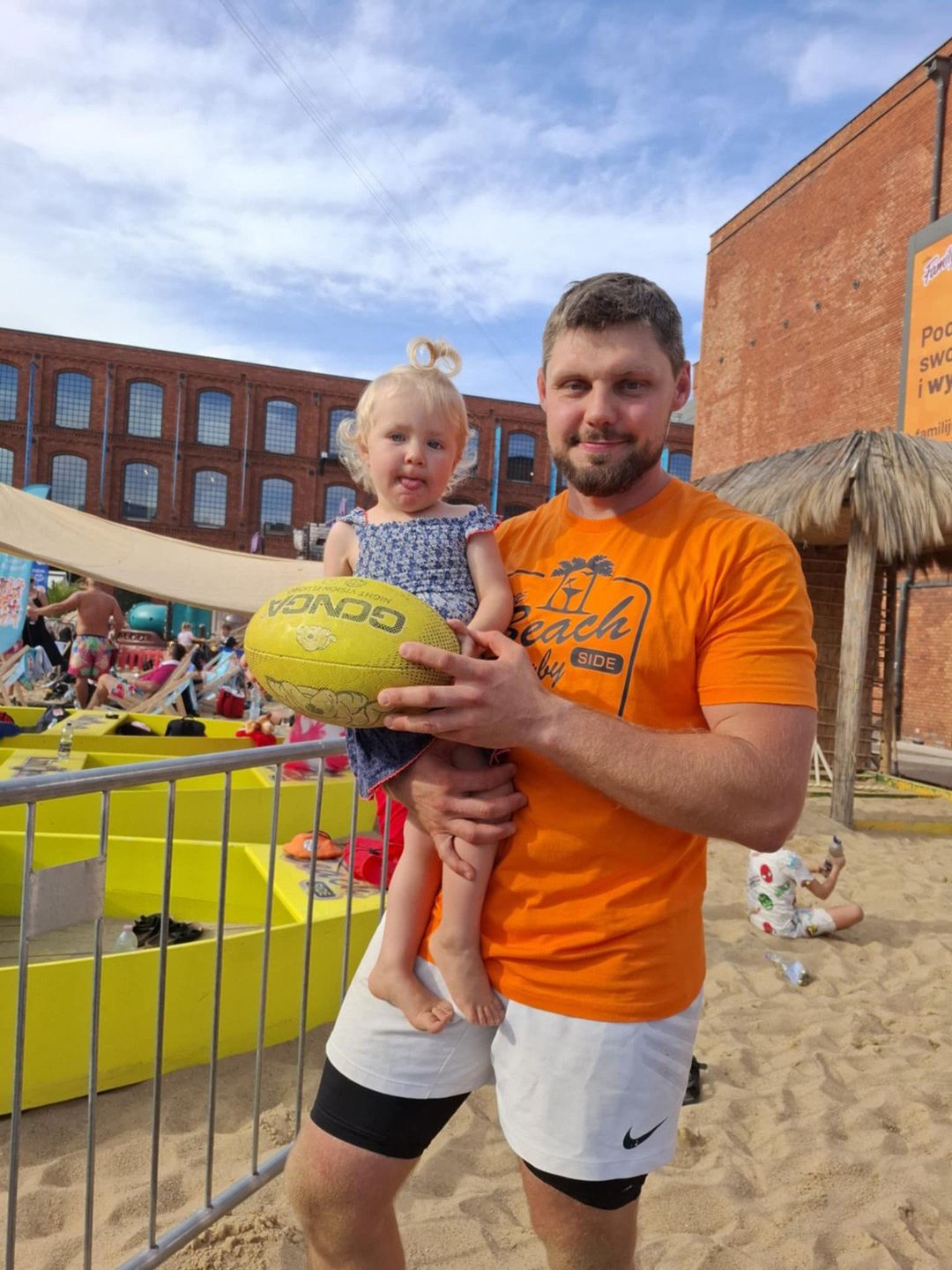 XI edycja Beach Side Rugby Manufaktura 2025. Sportowe emocje na upalnej plaży