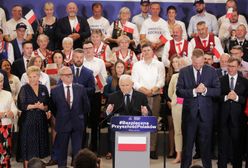 Kaczyński aż uderzył się w piersi za tę pomyłkę. Dostał brawa