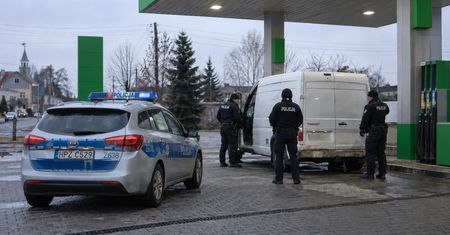 Pijany kierowca zatrzymany na stacji paliw. 73-latek miał prawie 1 promil