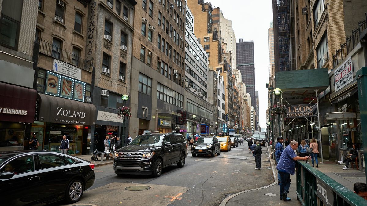 Liczba bezrobotnych w USA spadła w ostatnim tygodniu do blisko 1,2 miliona