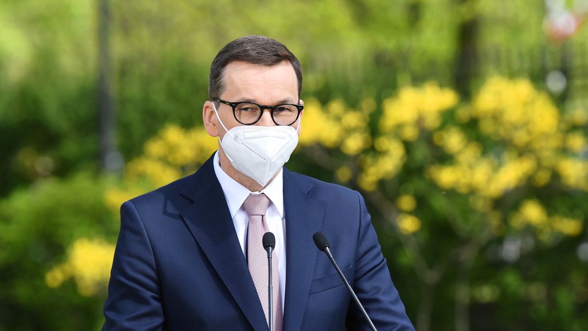 Mateusz Morawiecki przyzna rentę rodzinie postrzelonego policjanta