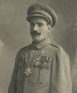 Anibal Milhais - ''żołnierz wart miliona ludzi''