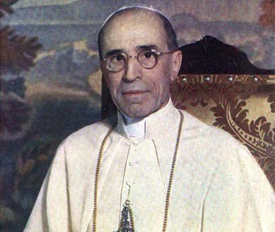 Watykan zapewnia, że chce otworzyć tajne archiwa z czasów Piusa XII