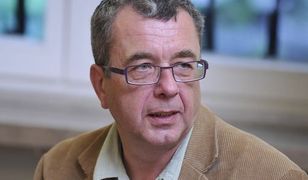 Grzegorz Miecugow daje popalić politykom