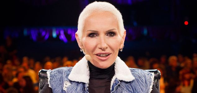 "Must be the music": Kora przytula uczestniczkę ! Czy stała się bardziej uczuciowa?