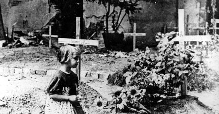 70 lat temu po 63 dniach walki upadło powstanie warszawskie