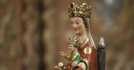 Figurka Matki Bożej Bardzkiej starsza niż sądzono