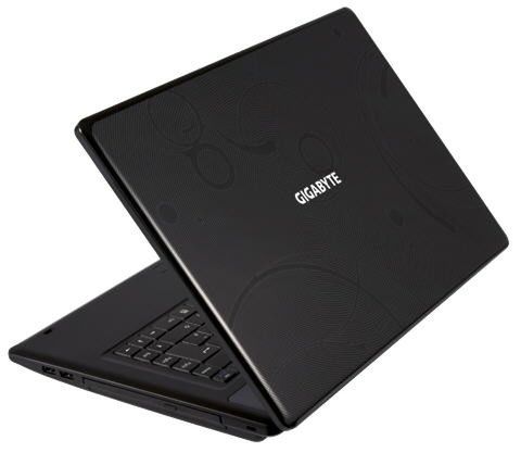 Gigabyte E1500 - laptop dla minimalistów