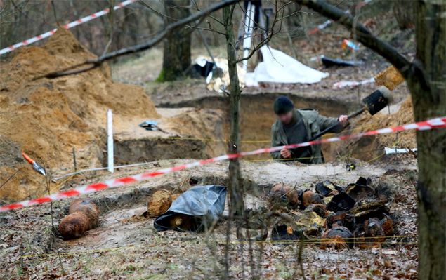 Butle z gazem bojowym z I wojny światowej odnalezione na warszawskim Bemowie