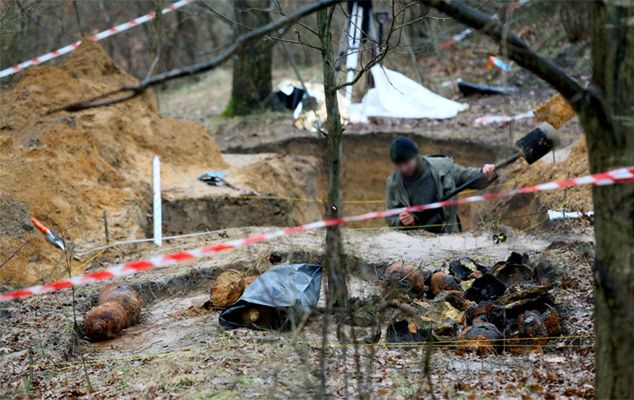 Butle z gazem bojowym z I wojny światowej odnalezione na warszawskim Bemowie