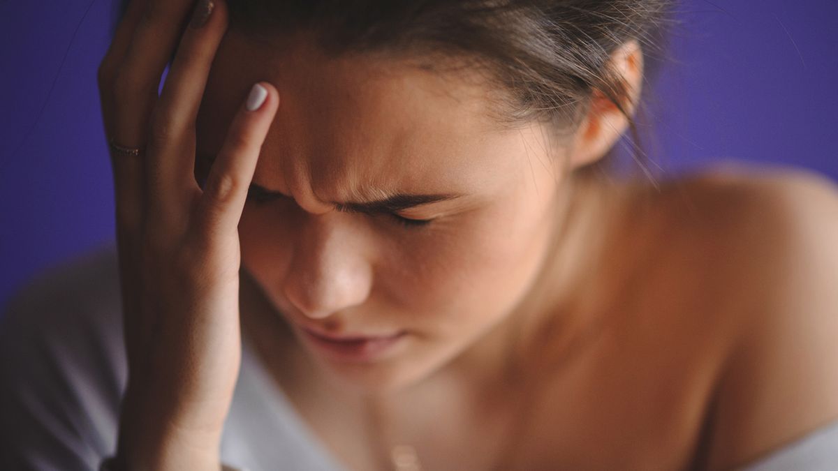 Dystonia może powodować skurcze twarzy, języka, policzków