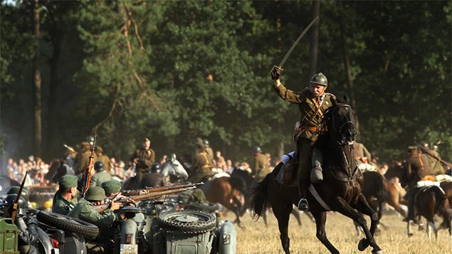 Inscenizacja historyczna "Szarża 18. Pułku Ułanów Pomorskich z dnia 1 września 1939", zorganizowana w Krojantach przez Polski Klub Kawaleryjski