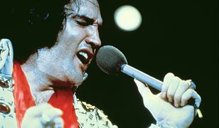 Co wygumkowano z biografii Elvisa? Miał obsesję na punkcie dziewictwa